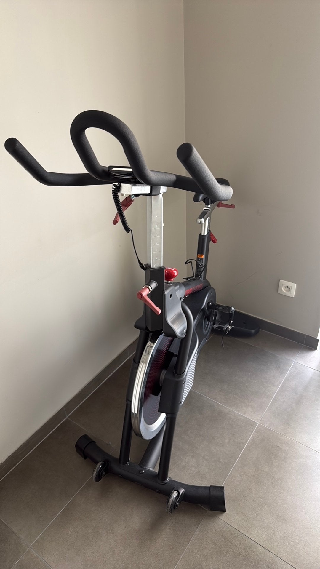 Sipinningfiets, Sport en Fitness, Fitnessapparatuur, Ophalen, Spinningfiets, Zo goed als nieuw, Metaal