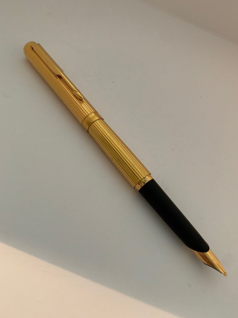 Stylo plume Parker 75 plaqué or, Collections, Enlèvement, Comme neuf, Stylo, Parker
