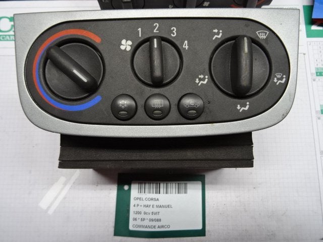 PANNEAU DE COMMANDE CLIMATISATION Opel Corsa C (F08 / 68), Opel, Opel Automobile GmbH, Utilisé, Kontakt-opel@opel.com