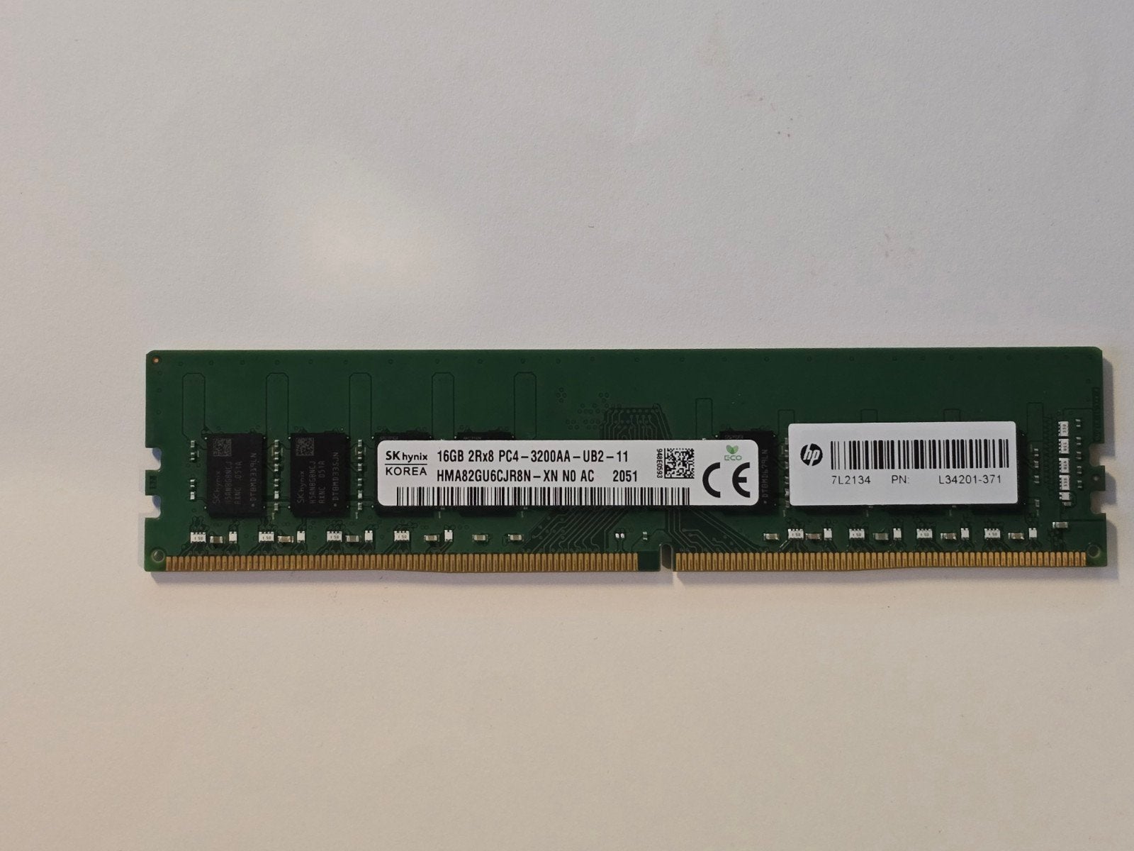 SKhynix 16GB DDR4 RAM 2Rx8 PC4 - 3200AA, Computers en Software, RAM geheugen, Gebruikt, DDR4, Ophalen of Verzenden, Desktop