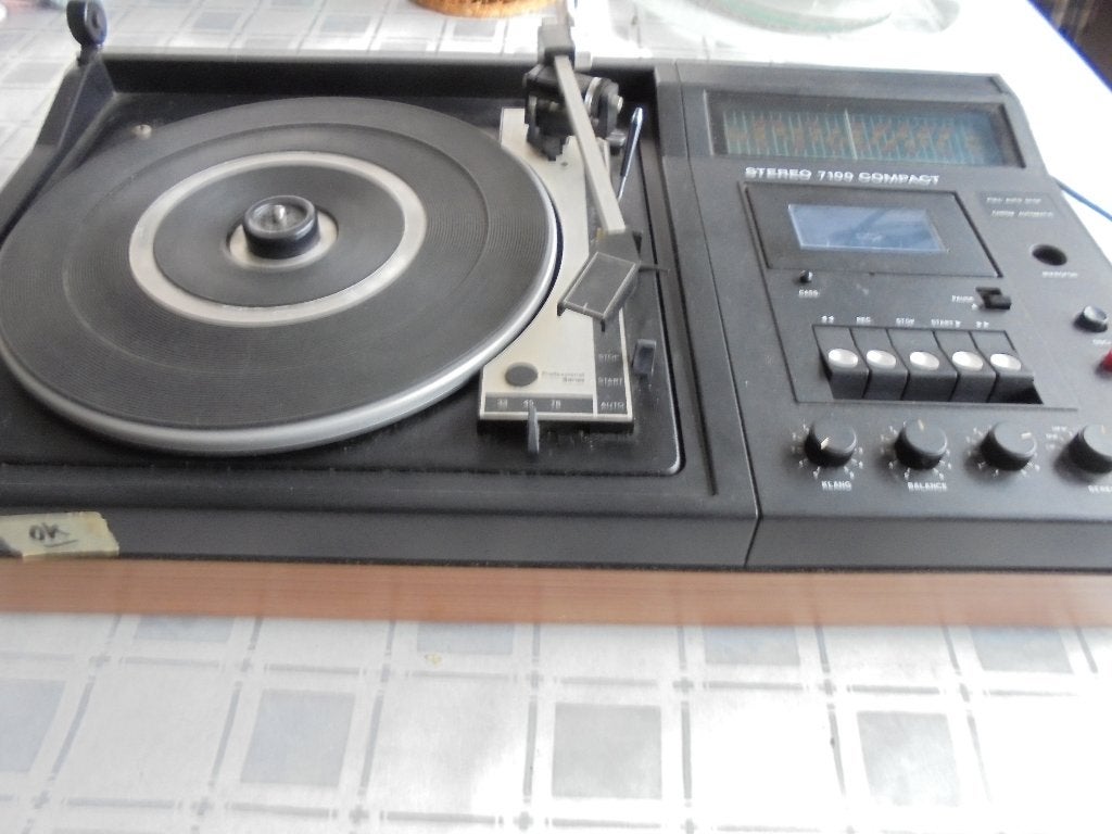 Tourne-disque ITT/radio/lecteur de cassettes audio, Enlèvement, Utilisé, Tourne-disque, Autres marques