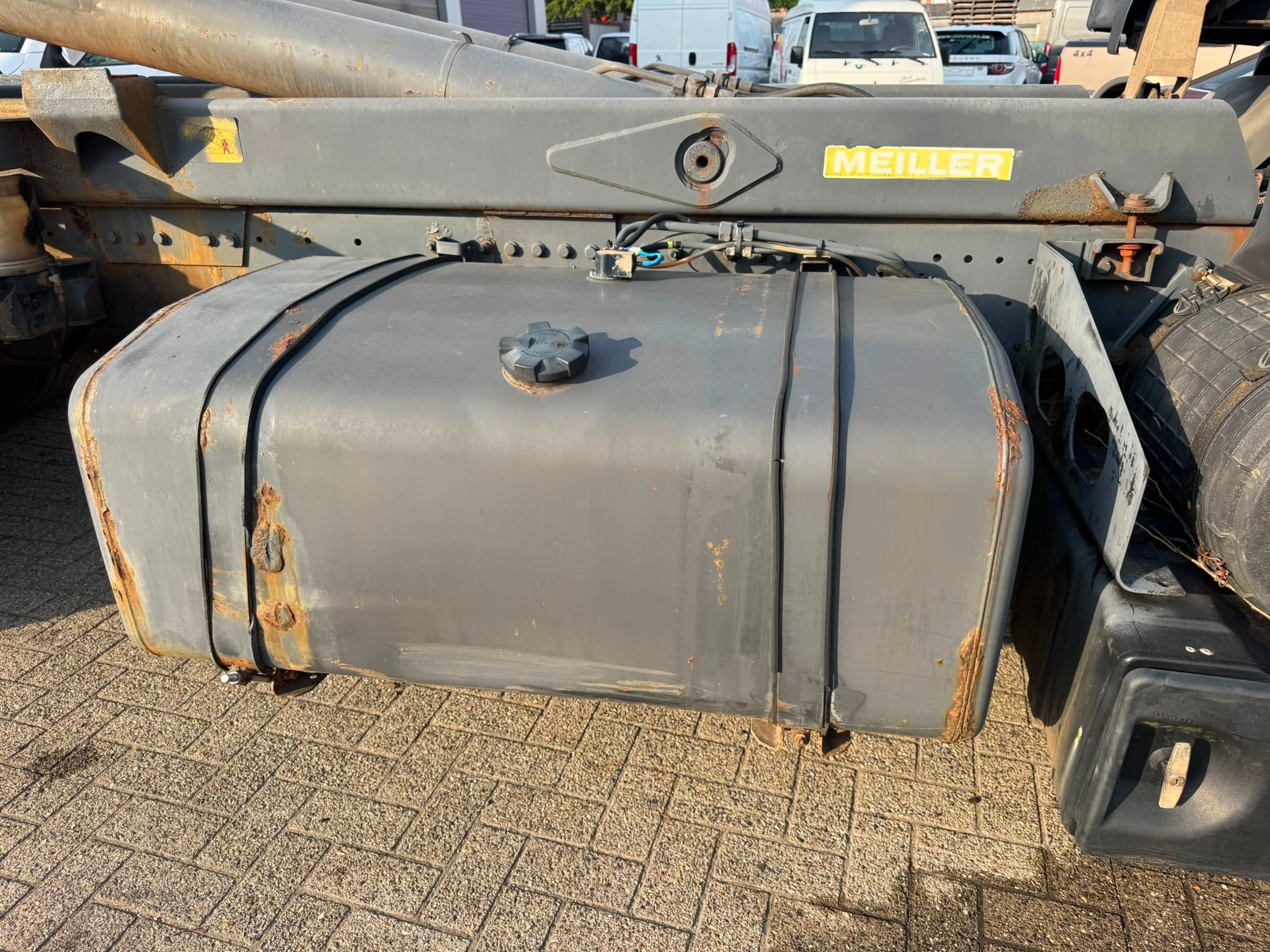 Renault Premium 420 *6X2-10TYRE-MANUAL GEARBOX* (bj 2001), Auto's, Bedrijf, 420 pk, Te koop, Euro 3