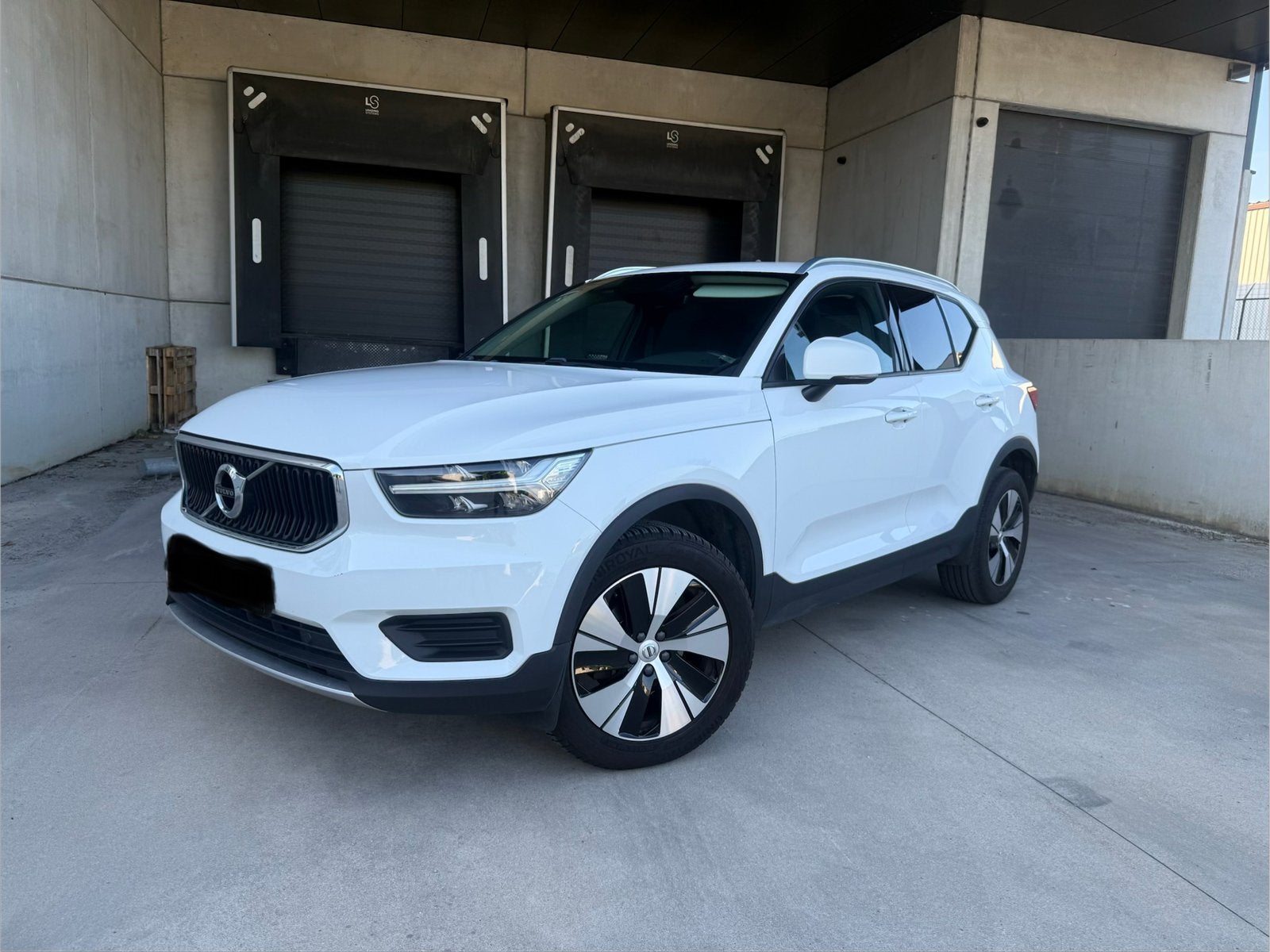 Volvo XC40 Benzine Automaat! Gekeurd voor verkoop!, Auto's, Stof, 4 cilinders, Wit, 5 zetels