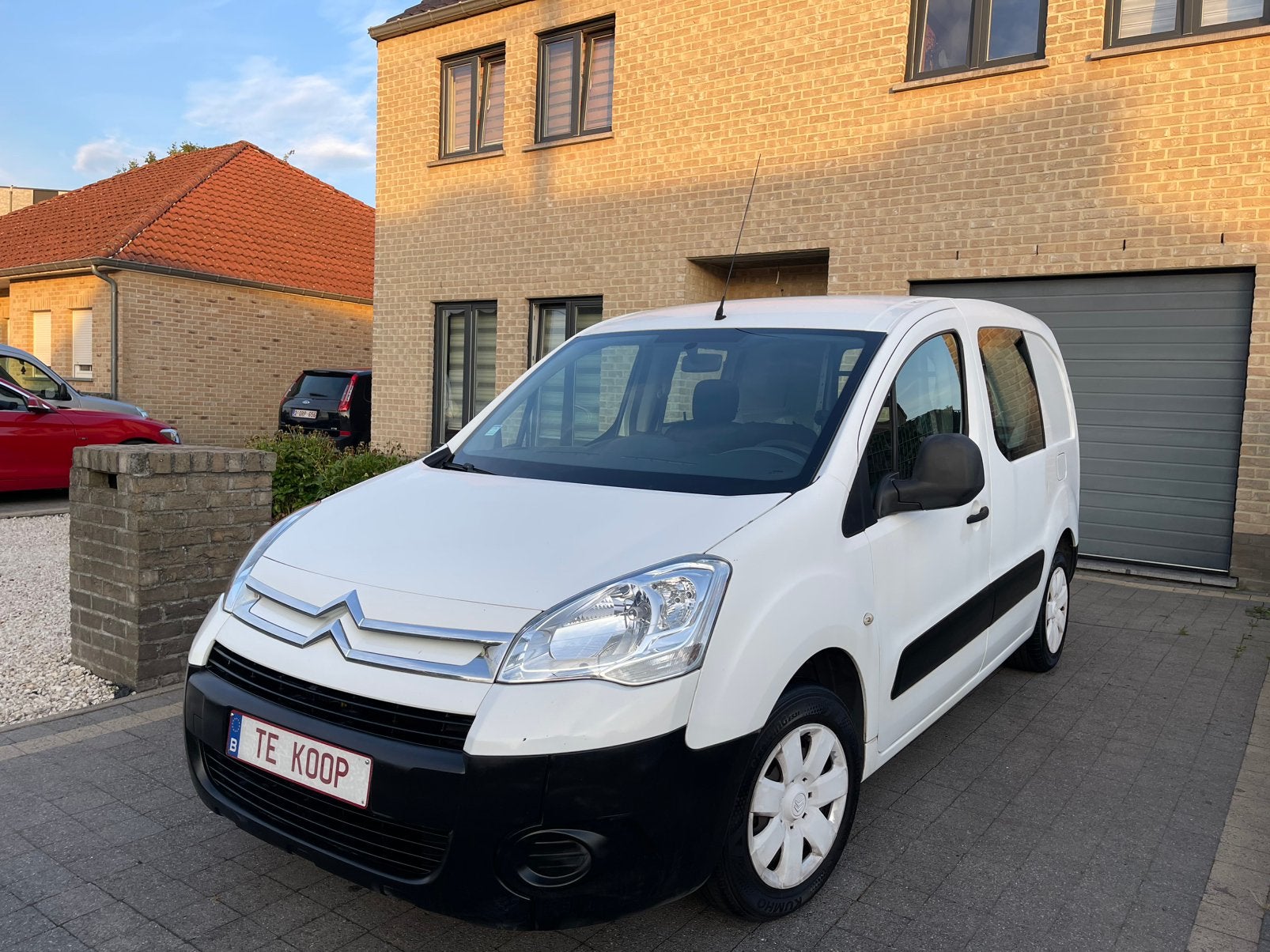 Citroen Berlingo 1.6HDI 2009 Start Rijd Goed Gekeurd 3450€, Auto's, Bestelwagens en Lichte vracht, Bedrijf, Te koop, Schuifdeur