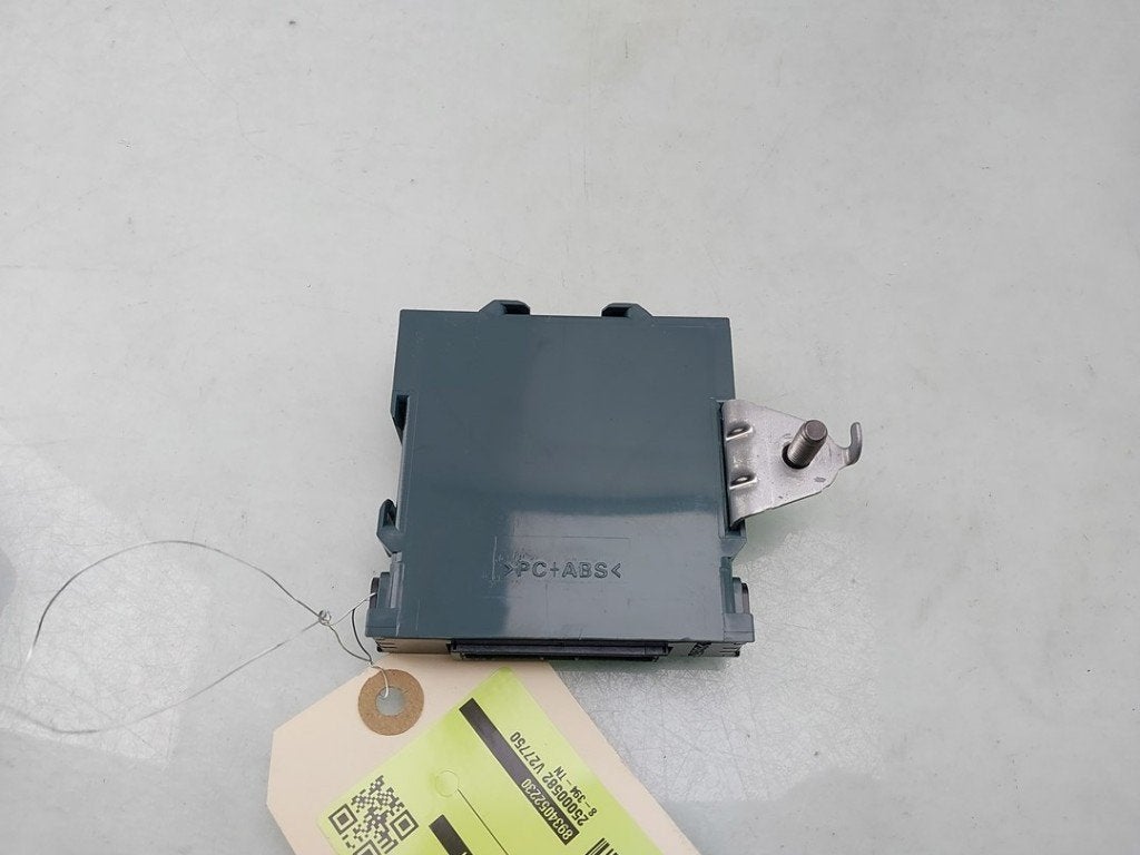 ORDINATEUR DIVERS C Yaris Cross (PB1 / PJ1) (|8934052230|), Kundenbetreuung@toyota.de, Toyota, Utilisé, Toyota-Allee 2
50858  Köln, DE