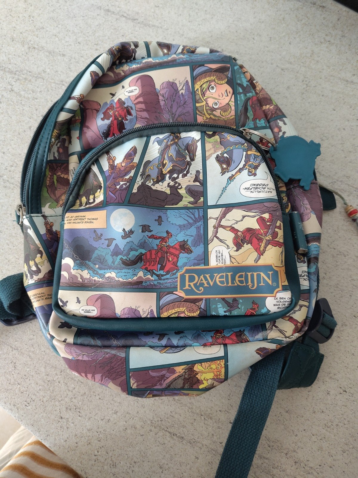 Kleuterrugzakken Efteling Ravelijn strip, Ophalen, Zo goed als nieuw