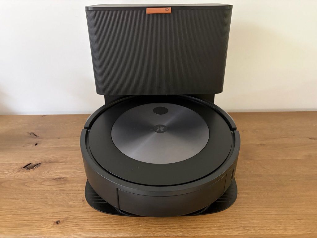 iRobot Roomba j7+ Robotstofzuiger met Clean Base, Réservoir, Comme neuf, Aspirateur robot, Station de charge