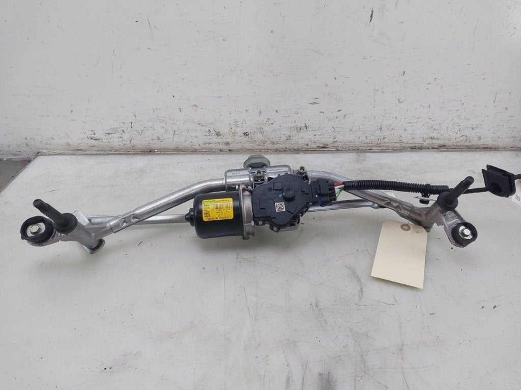 RUITENWISSER MECH + MOTOR Toyota ProAce City, Gebruikt, Valeo, Toyota, 100, rue de Courcelles
75017  Paris, FR