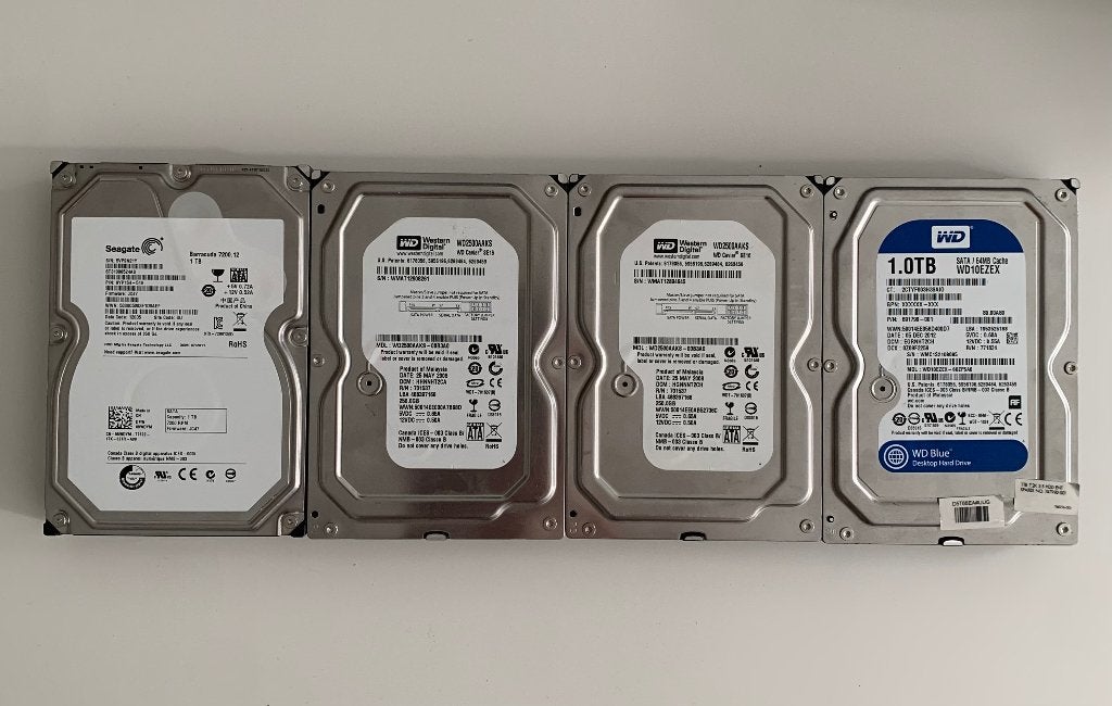 Harde schijven van 1 TB 50€/3 HDD, Computers en Software, Harde schijven, HDD, Ophalen of Verzenden, Zo goed als nieuw, Desktop