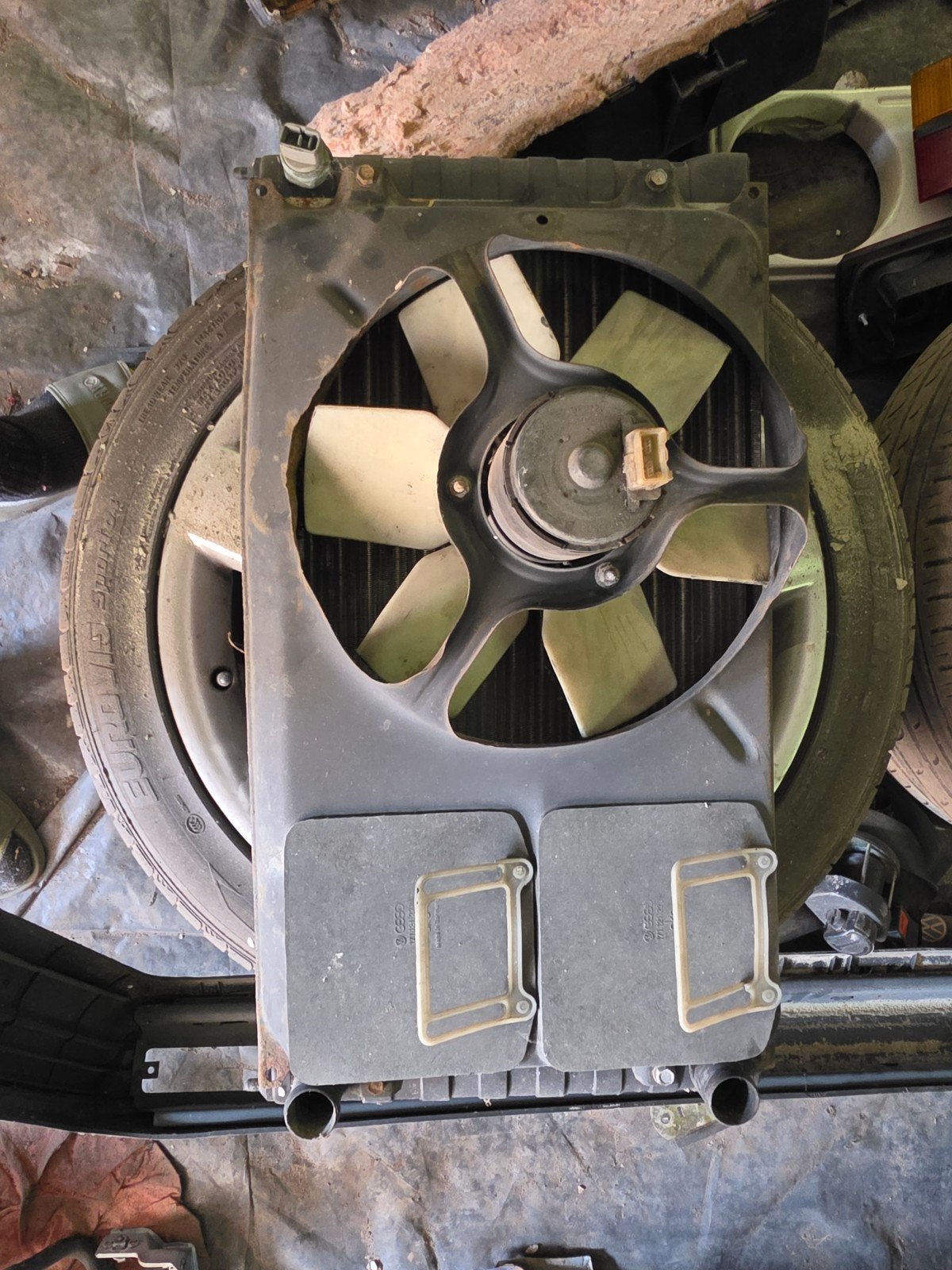 Golf 1 gti radiator met ventilator er op, Auto-onderdelen, Ophalen