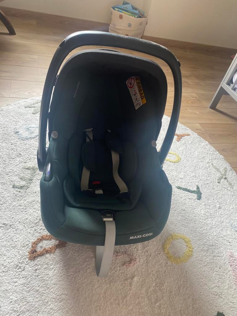 Maxi Cosi Cabriofix I-size Essengreen, Autogordel of Isofix, Gebruikt, Afneembare rugleuning, Maxi-Cosi