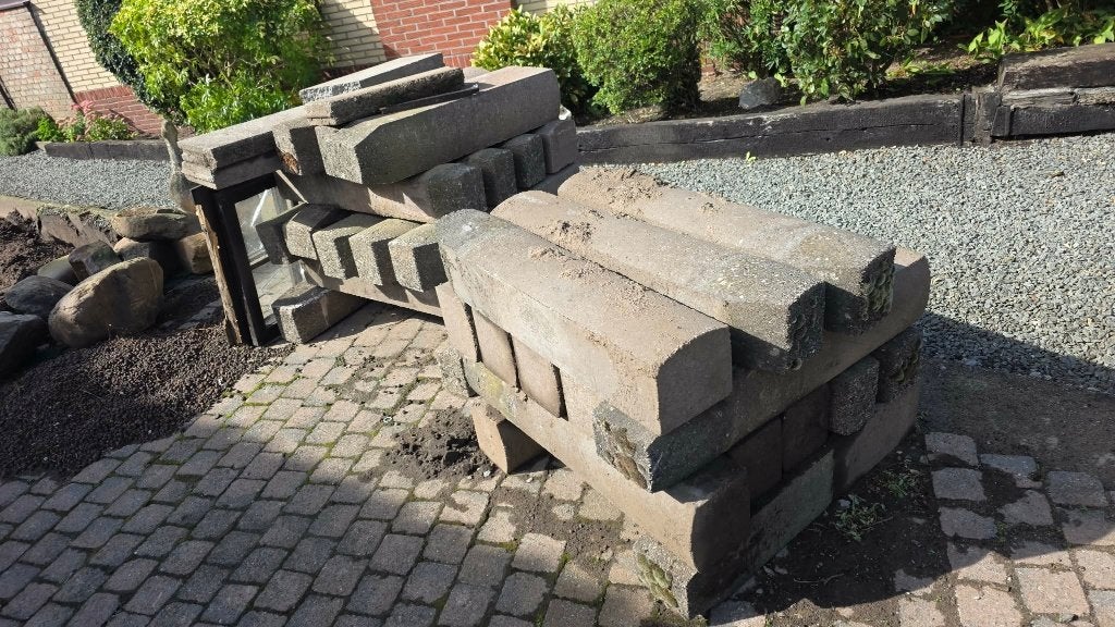 Betonpalen - 1 euro/stuk, Ophalen, Gebruikt, Minder dan 180 cm, Palen