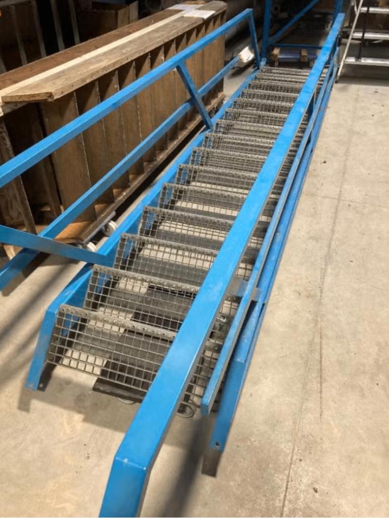STOW Industriële Stalen Trap, Doe-het-zelf en Bouw, Ladders en Trappen, Ophalen, Gebruikt, Trap