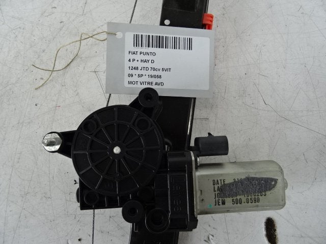 MOTOR RAAMMECHANIEK RECHTS VOOR Fiat Grande Punto (199), Auto-onderdelen, FCA Germany GmbH, Gebruikt, IPC D1-09 Bahnhofsplatz
65423  Rüsselsheim am Main, DE