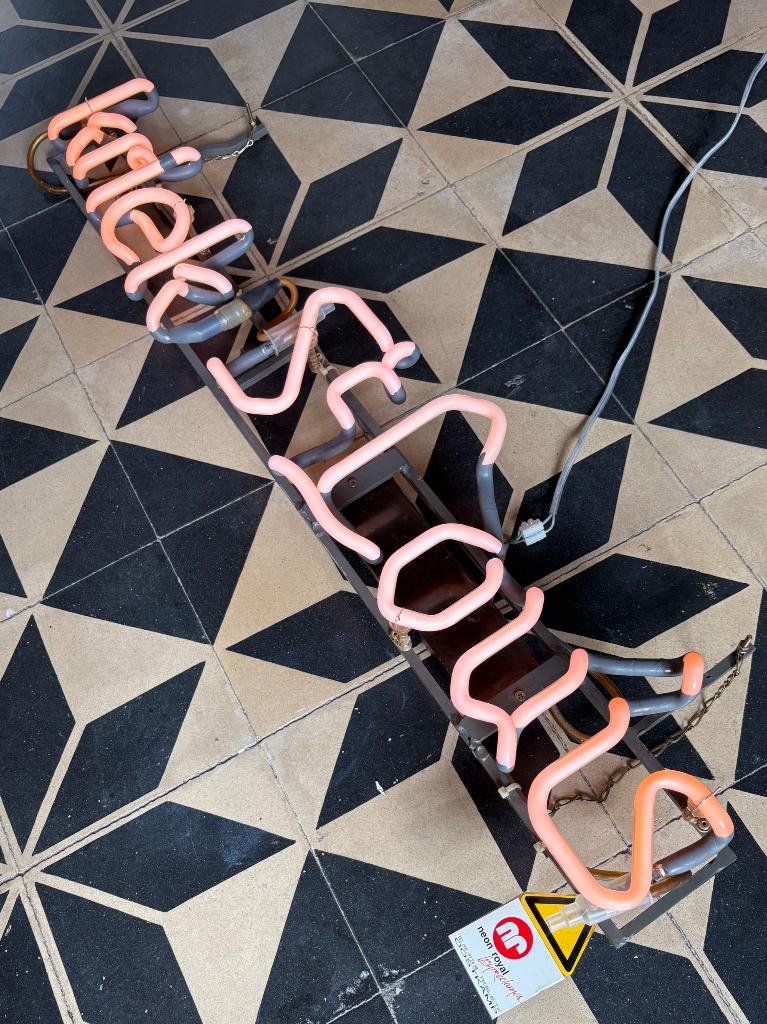 Neon, reclame, lichtreclame, Ophalen, Gebruikt