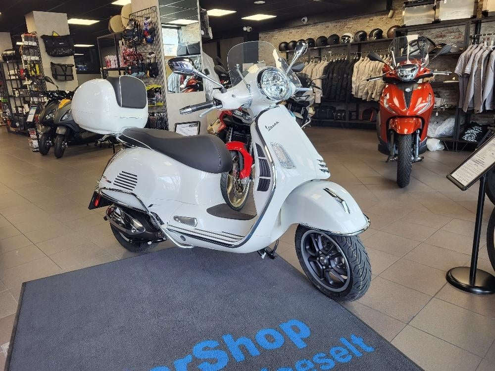 Vespa GTS 310 Super E5+, Motos, Scooter, Entreprise, Neuf, Permis Moto A2 minimum