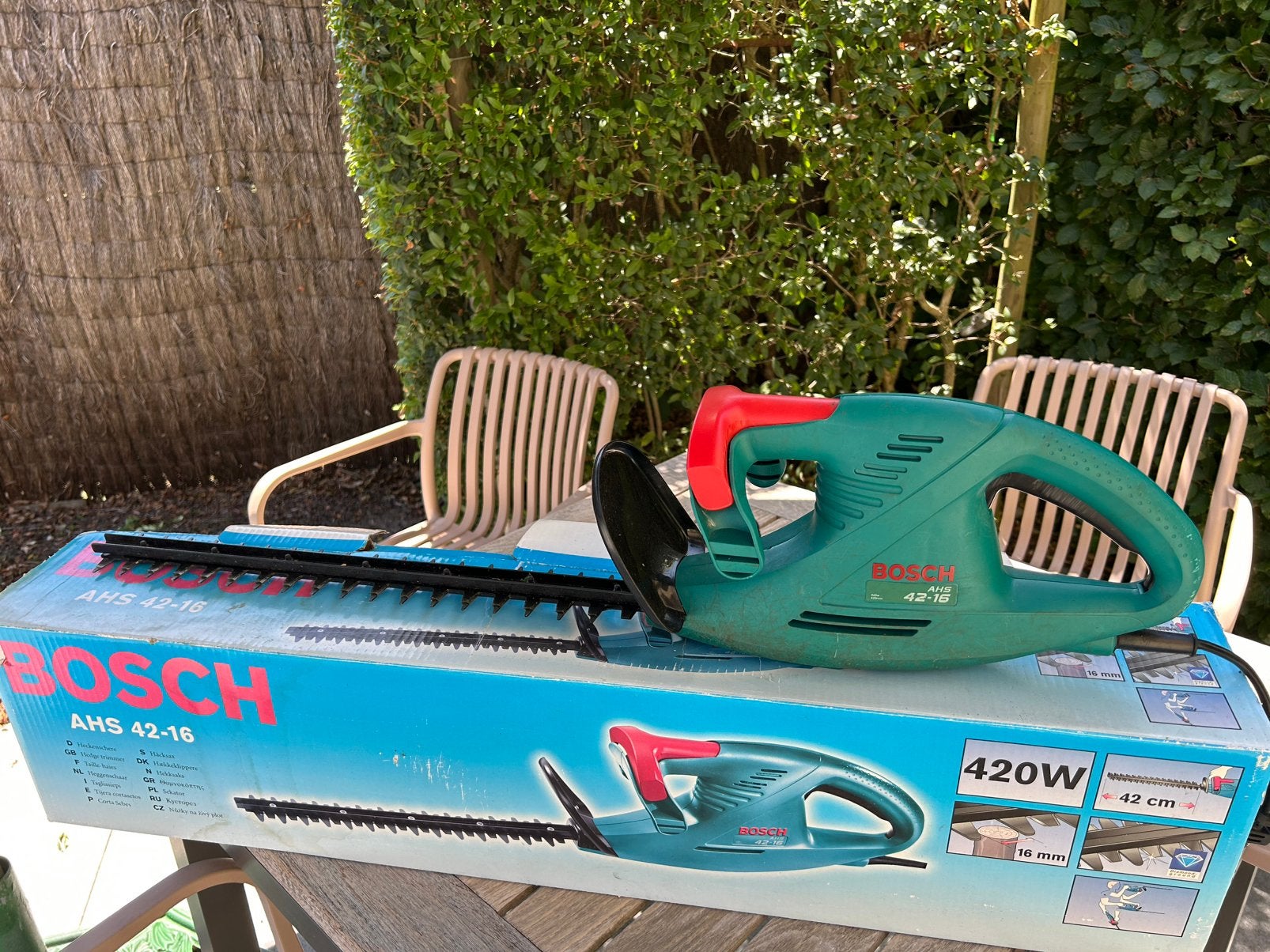 Taille-haie Bosch AHS 42-16, Enlèvement, Utilisé, Électrique
