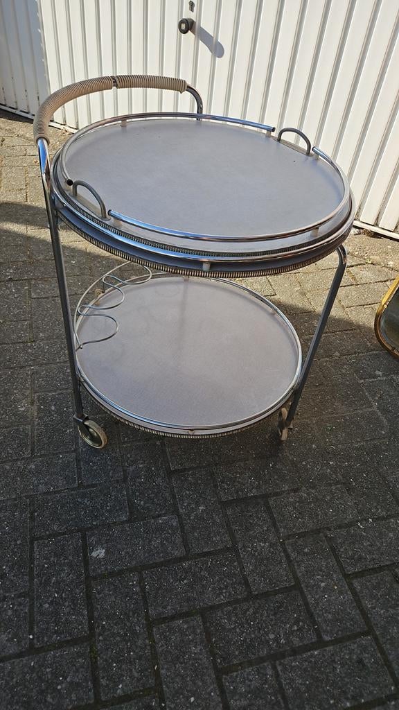 Retro serveercar, Ophalen