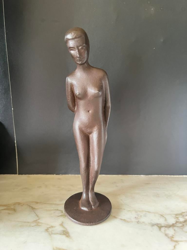 Bronzen beeld “ naakte vrouw “, Antiek en Kunst, Kunst | Beelden en Houtsnijwerken, Beeld, Brons, Vrouw, Art deco, Gemerkt, Ophalen