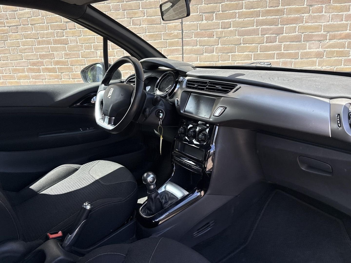 DS Automobiles DS3 1.6 BlueHDi So Chic | Navi | Airco | Crui, Autos, Autos Autre, Argent ou Gris, Achat, Electronic Stability Program (ESP)
