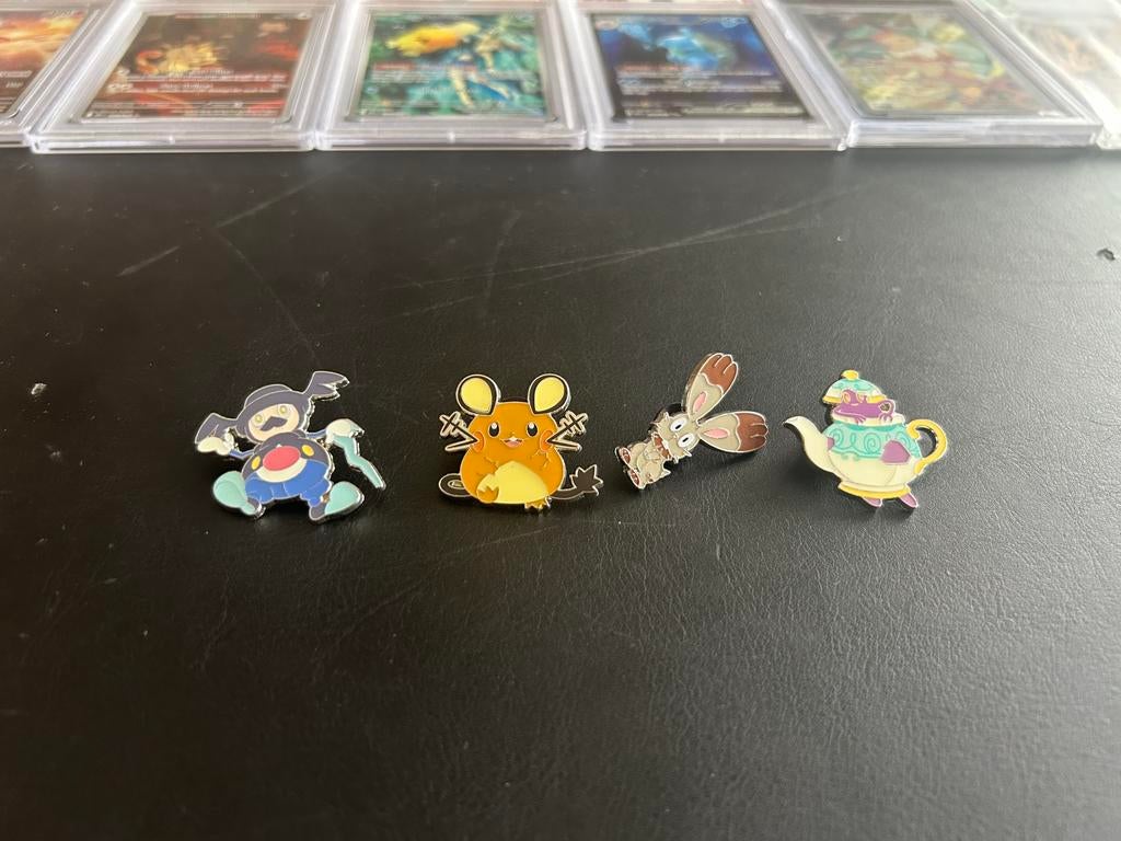 Pokémon pins Shining Fates, Enlèvement, Comme neuf