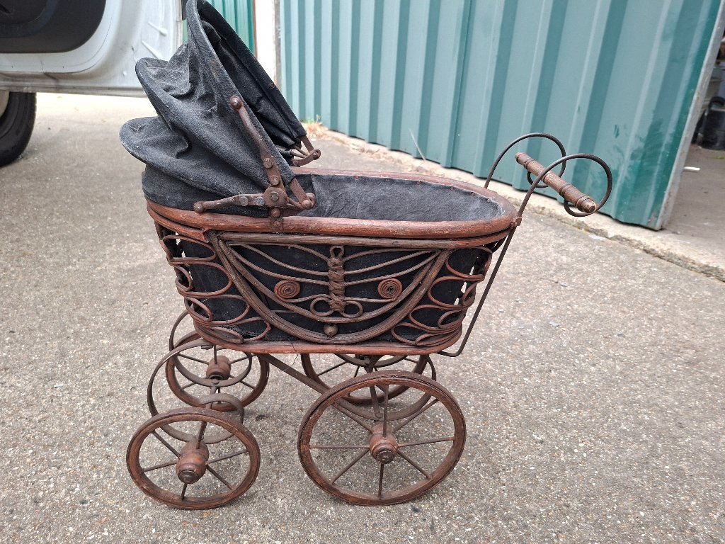 Victoriaanse poppenwagen, Ophalen of Verzenden