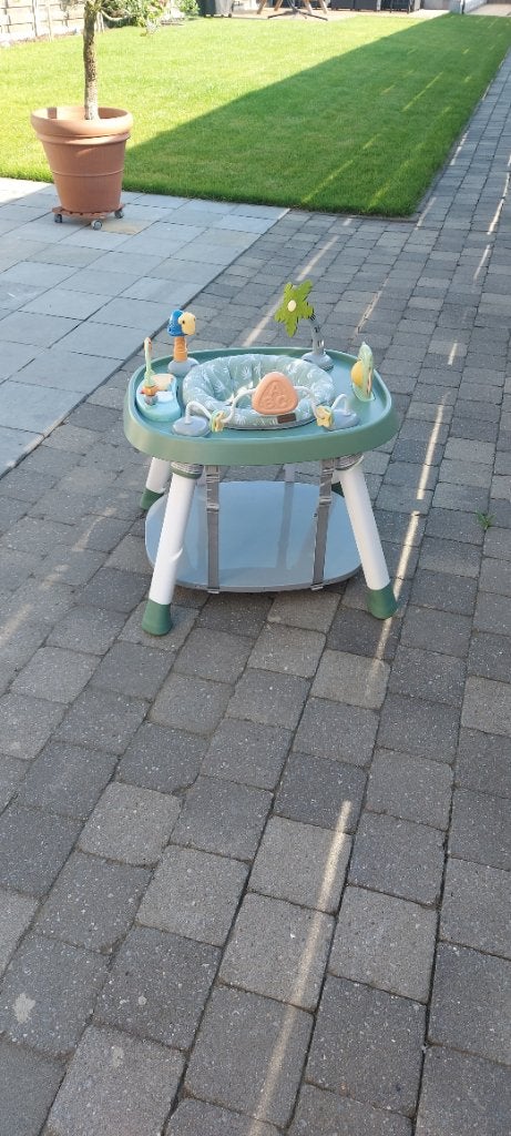 Speeltafel  billy, Kinderen en Baby's, Speelgoed | Speeltafels, Ophalen, Zo goed als nieuw