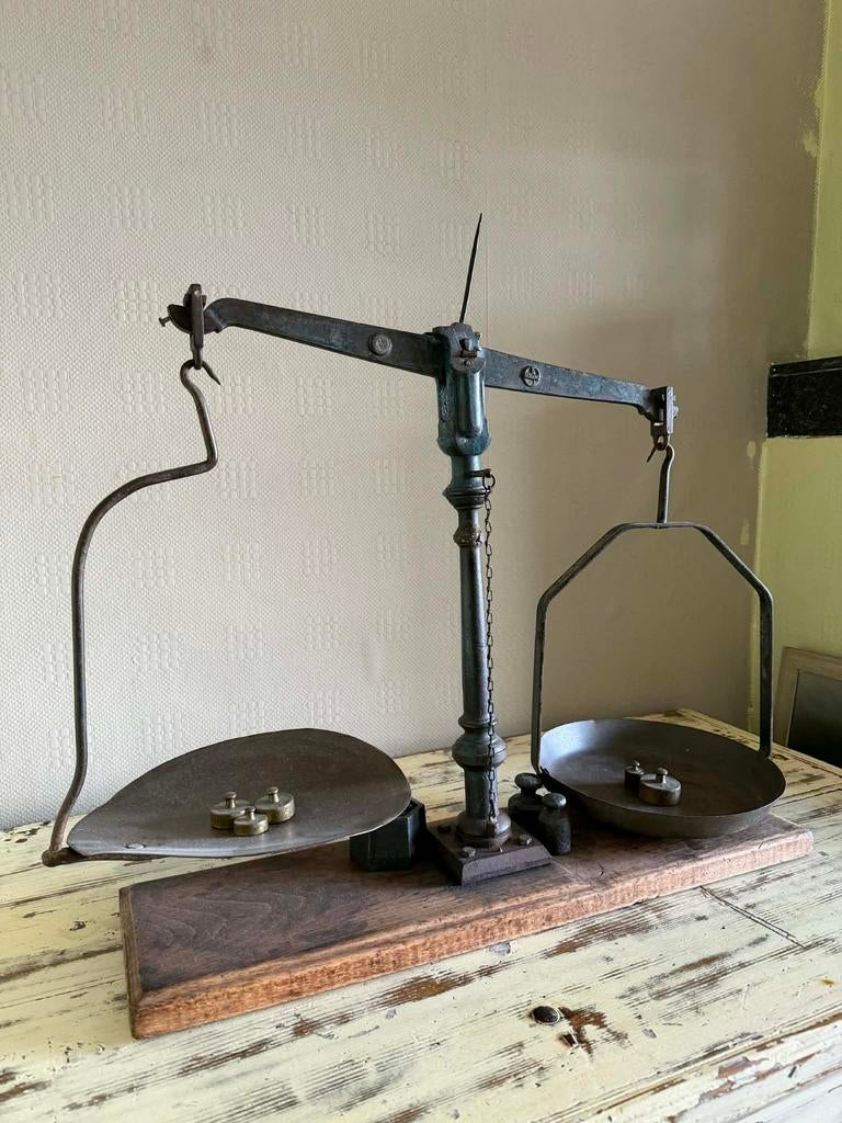 Balance d'équilibre authentique, industrielle et décorative, Enlèvement