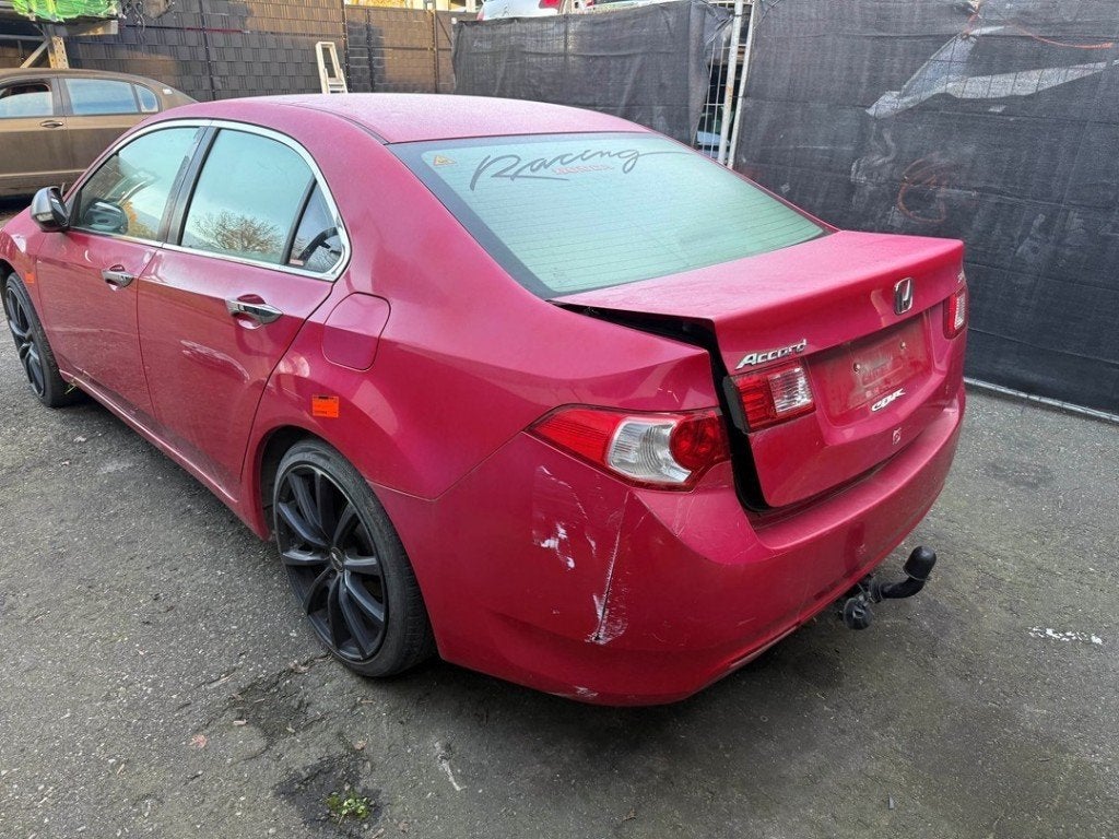 PARE-CHOCS ARRIÈRE Honda Accord (CU) (01-2008/06-2015), Hanauer Landstraße  222-224
60314  Frankfurt am Main, DE, Honda, Arrière