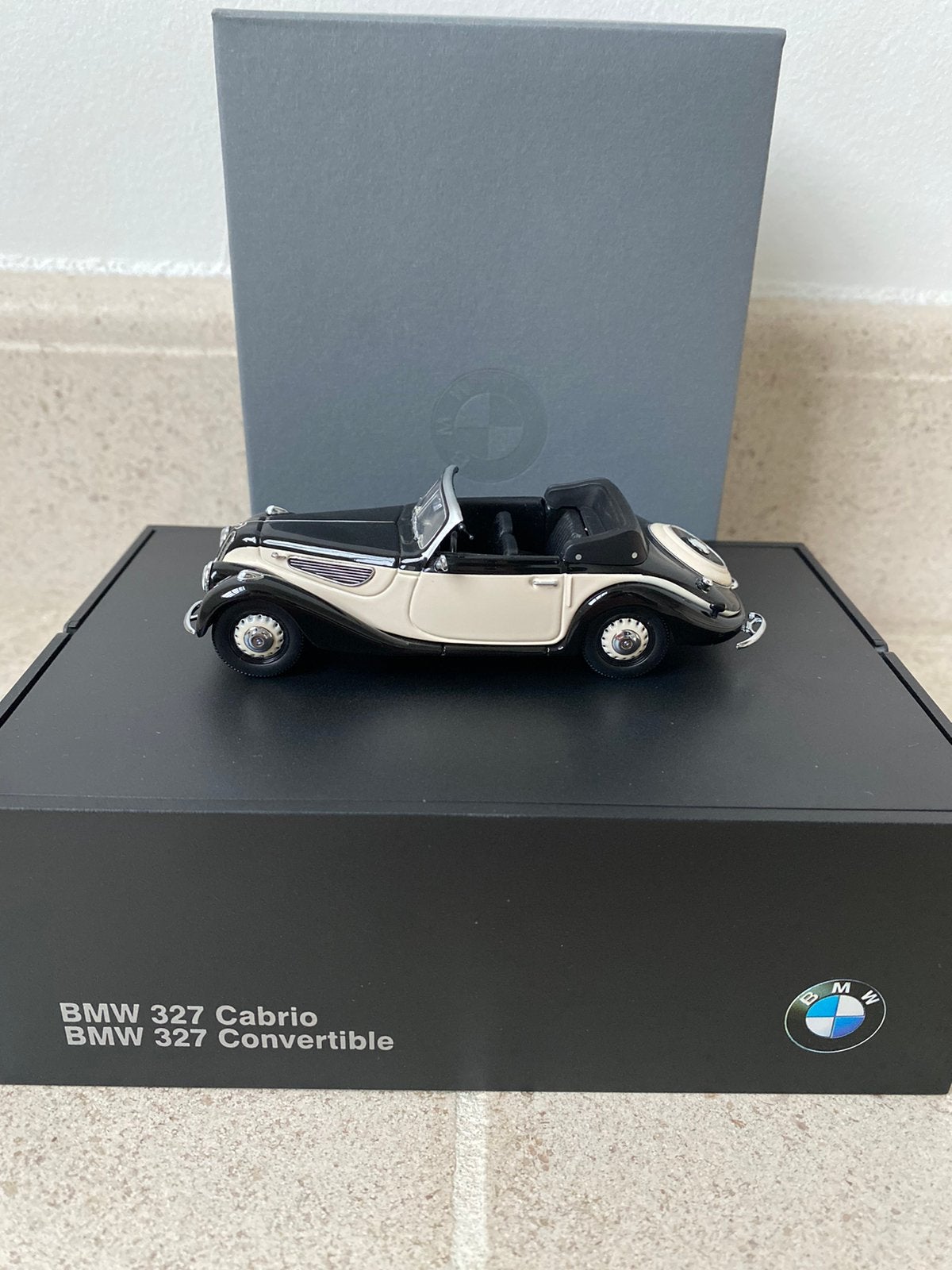 MiniChamps BMW 327 Cabrio - 1:43, Hobby en Vrije tijd, Ophalen of Verzenden, Zo goed als nieuw, Auto, MiniChamps