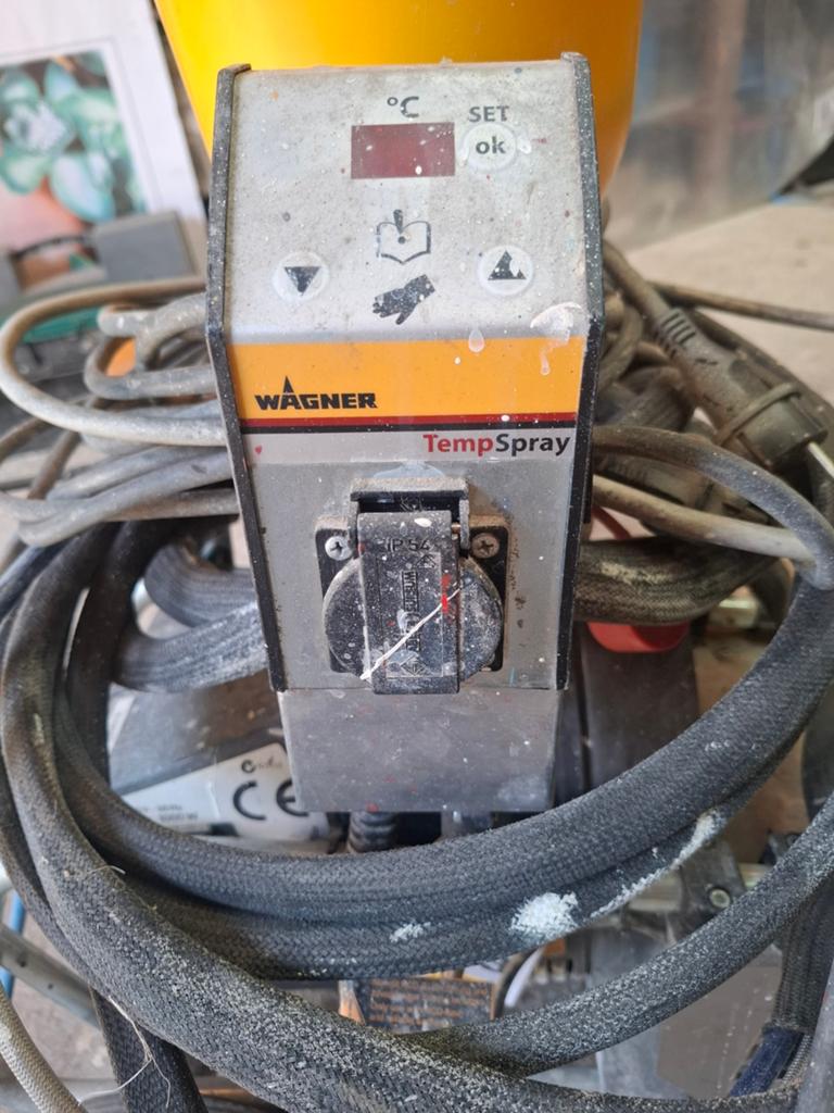 Airless  wagner 3500€, Ophalen of Verzenden