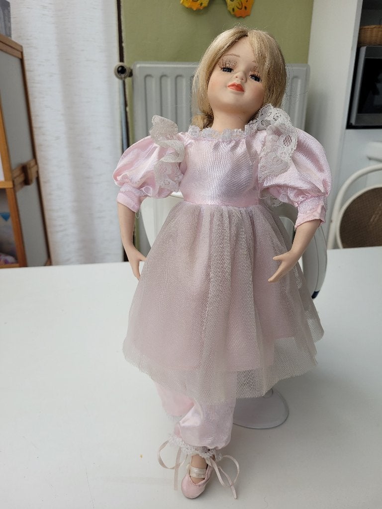 Porceleinen balerina popje, Antiek en Kunst, Ophalen