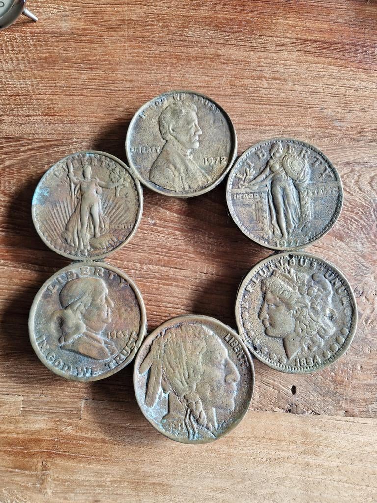 Onderzetter gemaakt uit bronzen dollar penningen van 74mm, Enlèvement ou Envoi