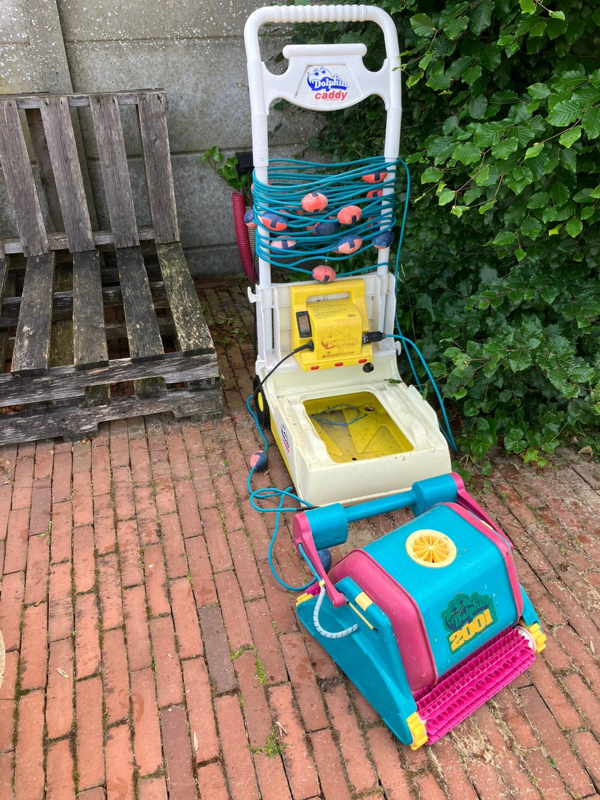 Zwembadrobot Dolphin - nog werkend, Tuin en Terras, Zwembad-toebehoren, Ophalen, Gebruikt, Reinigingsmiddel