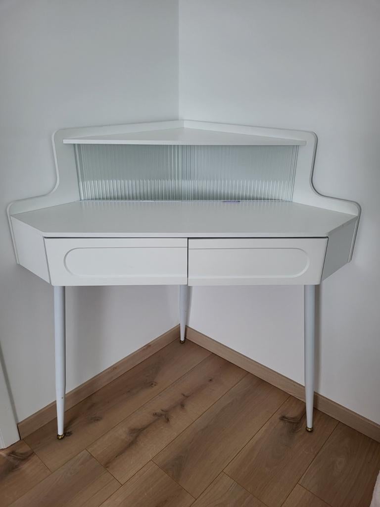Coiffeuse d'angle neuve, Maison & Meubles