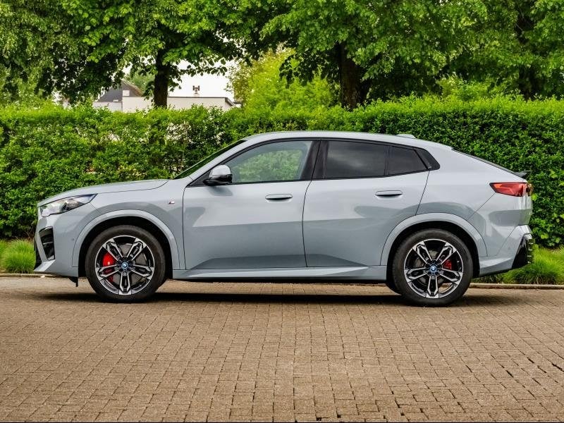 BMW X2 xDrive30 / M Sport Pro, Argent ou Gris, Euro 6, Entreprise, Electronic Stability Program (ESP)
