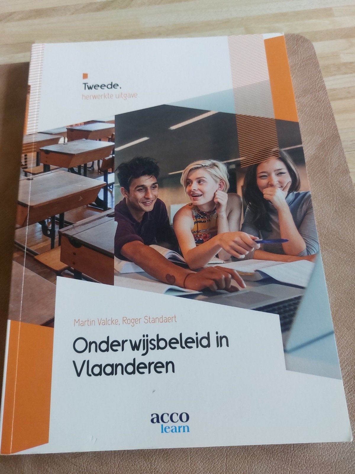 Martin Valcke - Onderwijsbeleid in Vlaanderen, Boeken, Ophalen, Martin Valcke; Roger Standaert