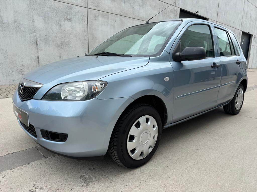 Mazda 2, Auto's, Mazda, Voorwielaandrijving, Stof, Multifunctioneel stuurwiel, Blauw