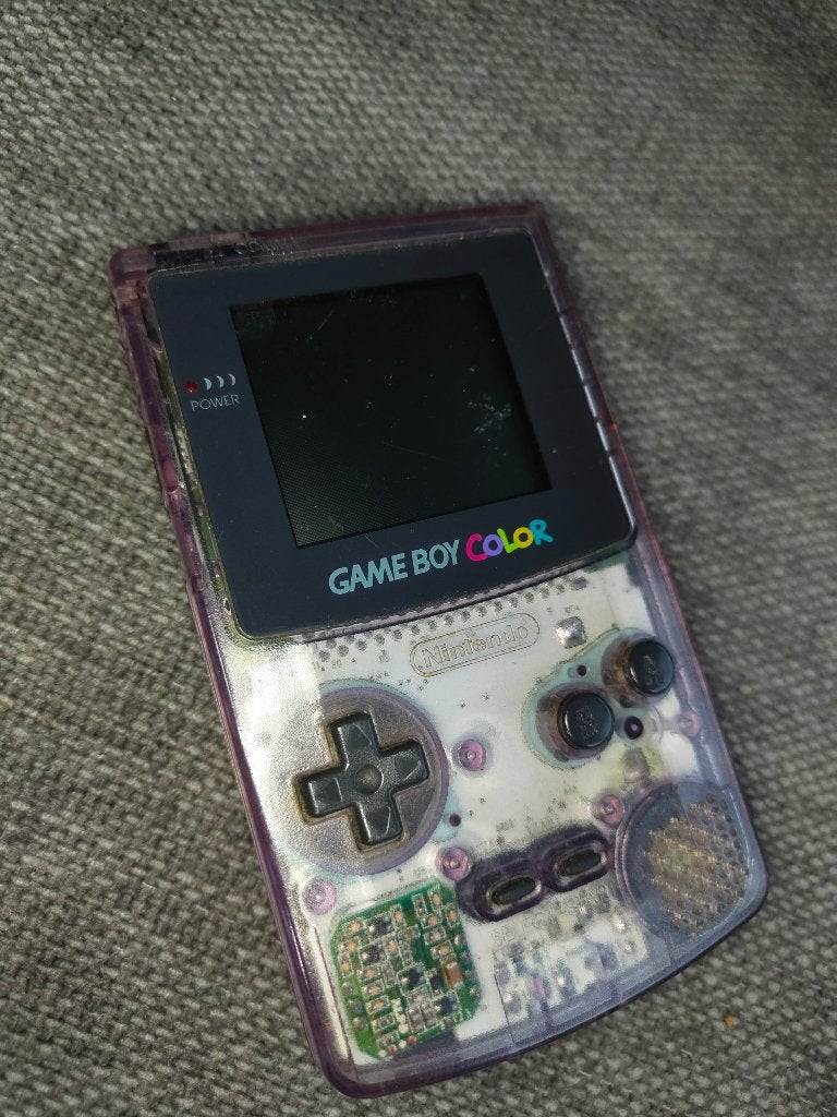 Gameboy color transparent purple met pokémon yellow, Games en Spelcomputers, Spelcomputers | Nintendo Game Boy, Ophalen of Verzenden