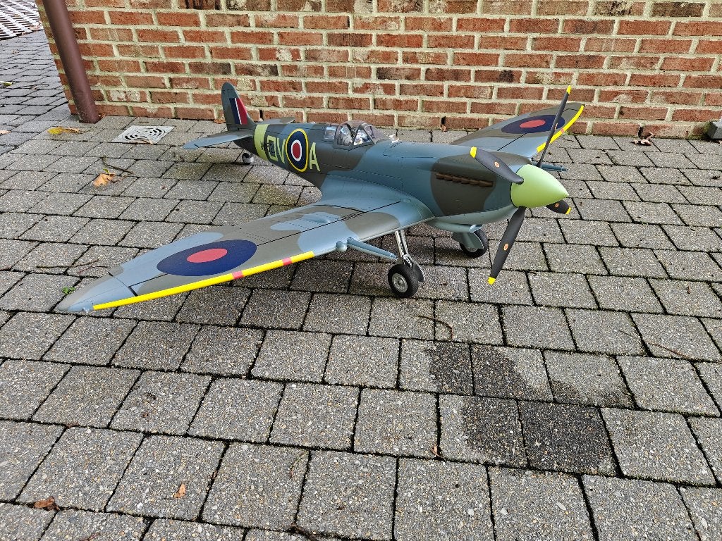 Spitfire Mk.IX 1600mm PNP, Ophalen, Zo goed als nieuw, Vliegtuig