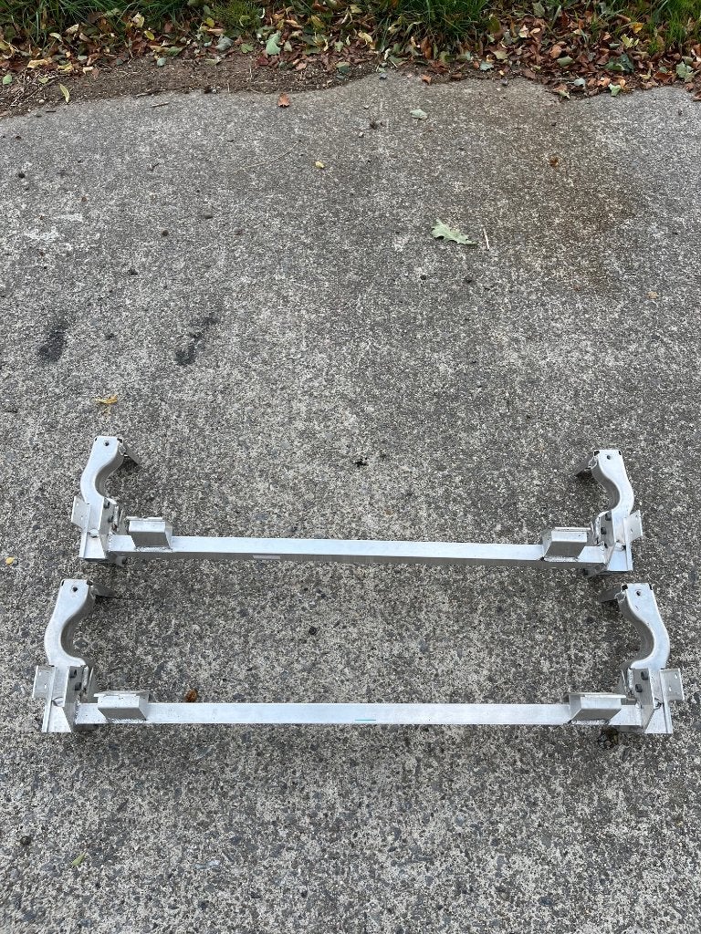 Traverse inférieure sup radiateur Mercedes refW246 620 00 19, Neuf, Mercedes-Benz, Avant, Enlèvement ou Envoi