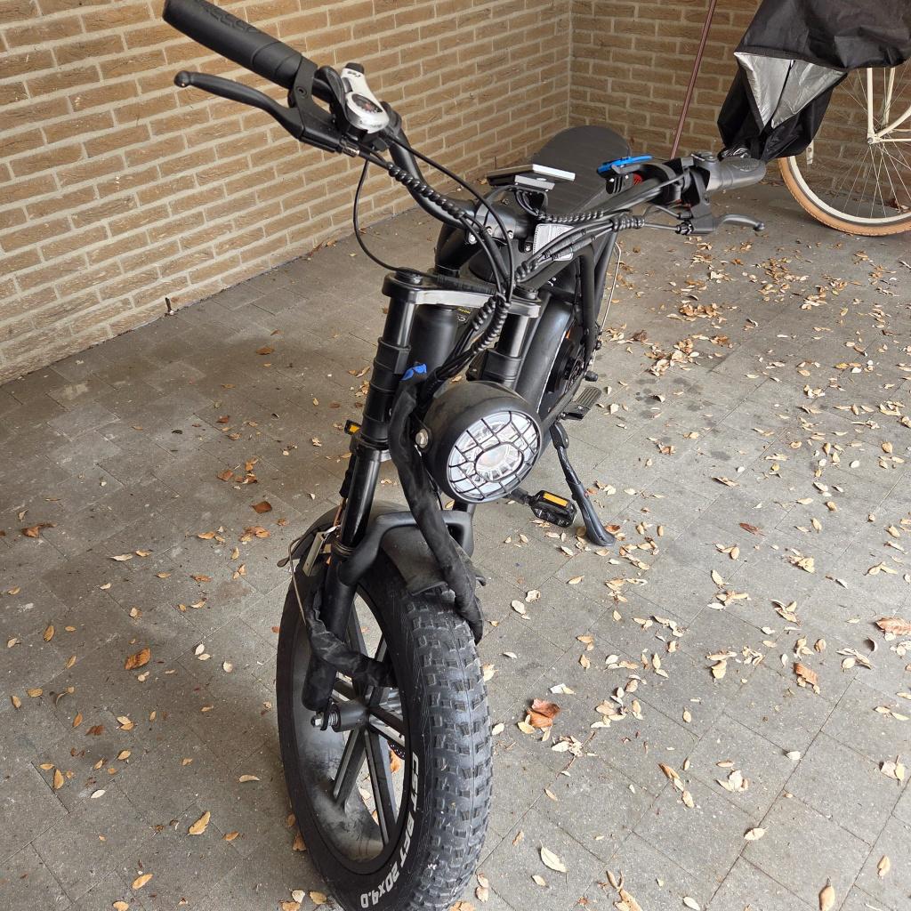 Fatbike te koop (nieuw), Fietsen en Brommers, Ophalen, Zo goed als nieuw, 30 tot 50 km per accu, Overige merken