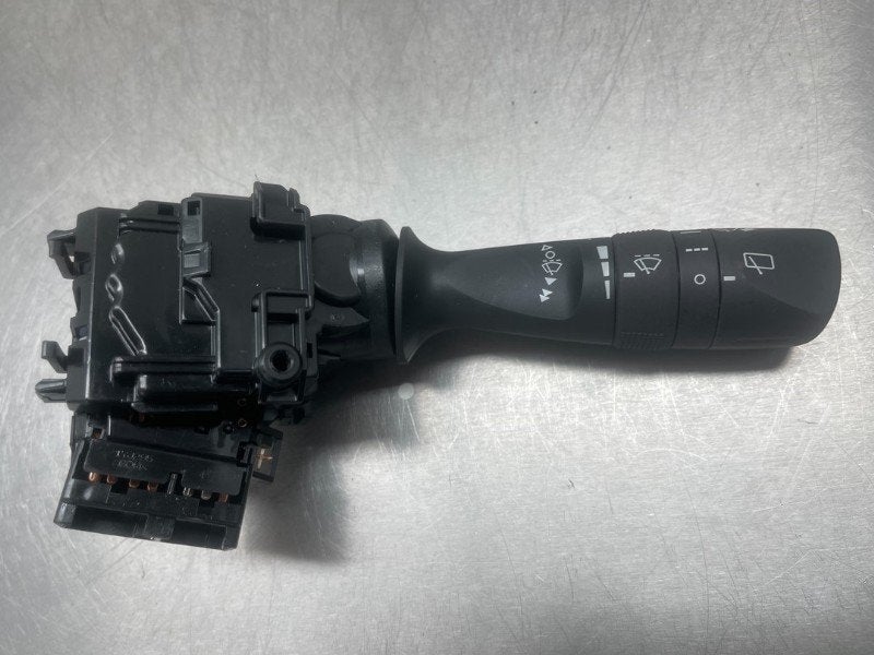COMMODO ESSUIE-GLACE Toyota Land Cruiser (J15) (01-2009/-), Utilisé, Toyota