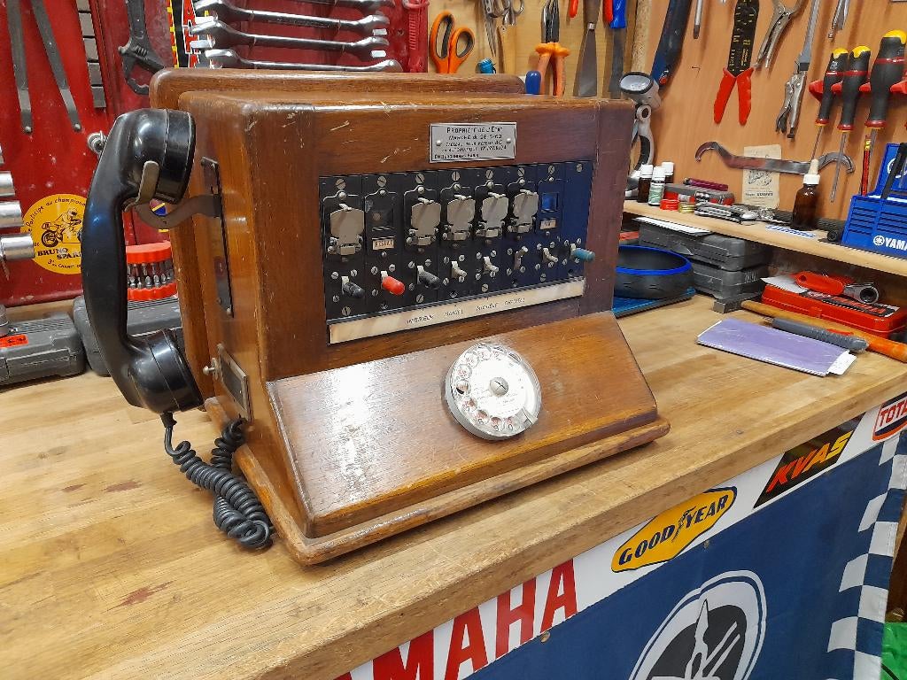 ancien central telephone bois standard 1962, Télécoms, Envoi, Ne fonctionne pas