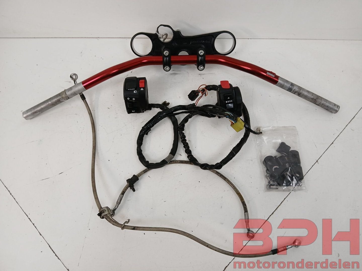 Superbike kroonplaat + stuur Suzuki GSX-R 600 750 L1 L2 L3 L, -, Utilisé, -, -