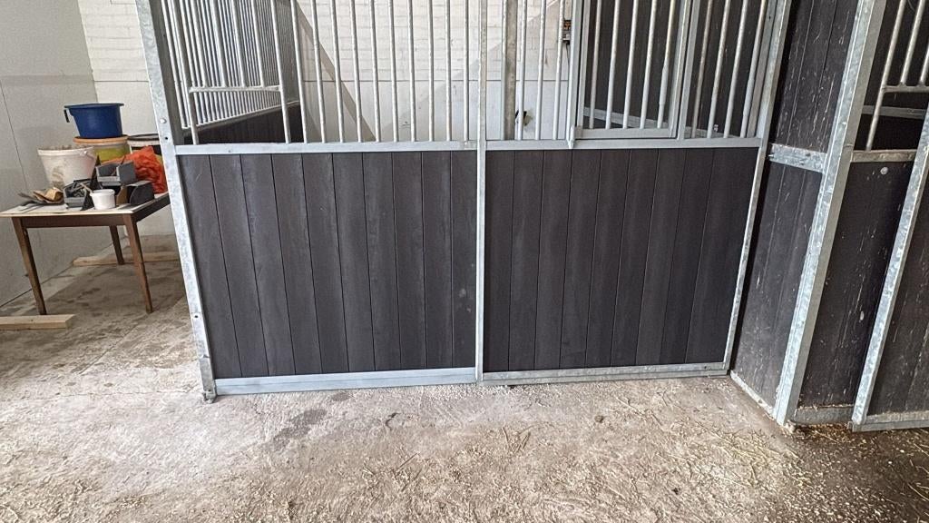 Kunststof planken voor o.a. in paardenboxen, Dieren en Toebehoren, Stalling en Weidegang