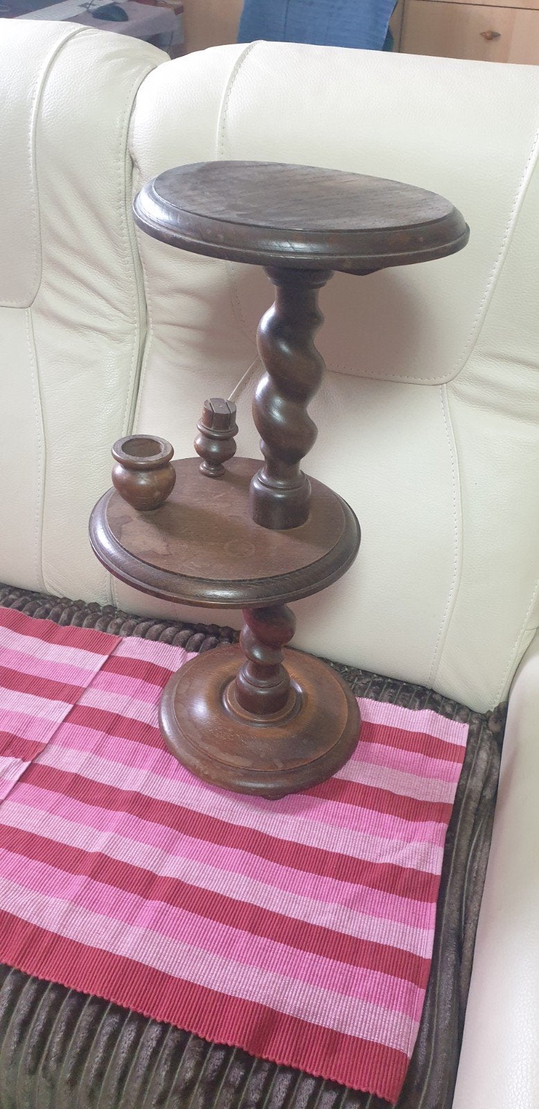 antieke houten rokerstafel, Ophalen