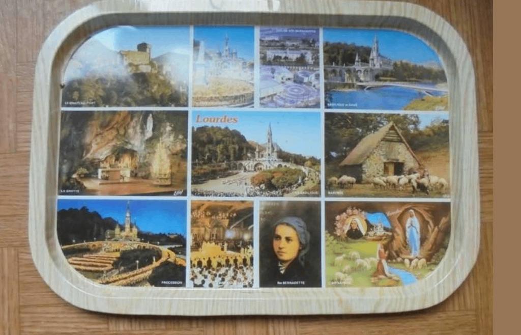 plateau opdien schotel souvenier Lourdes, ook de pyrénées, Verzamelen, Ophalen of Verzenden