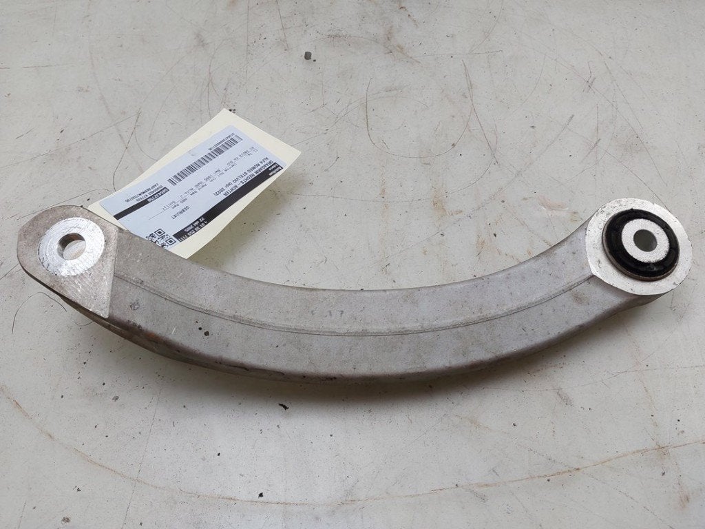 BRAS DE SUSPENSION ARRIÈRE DROIT Alfa Romeo Stelvio (949), Autos : Pièces & Accessoires, Utilisé, Alfa Romeo