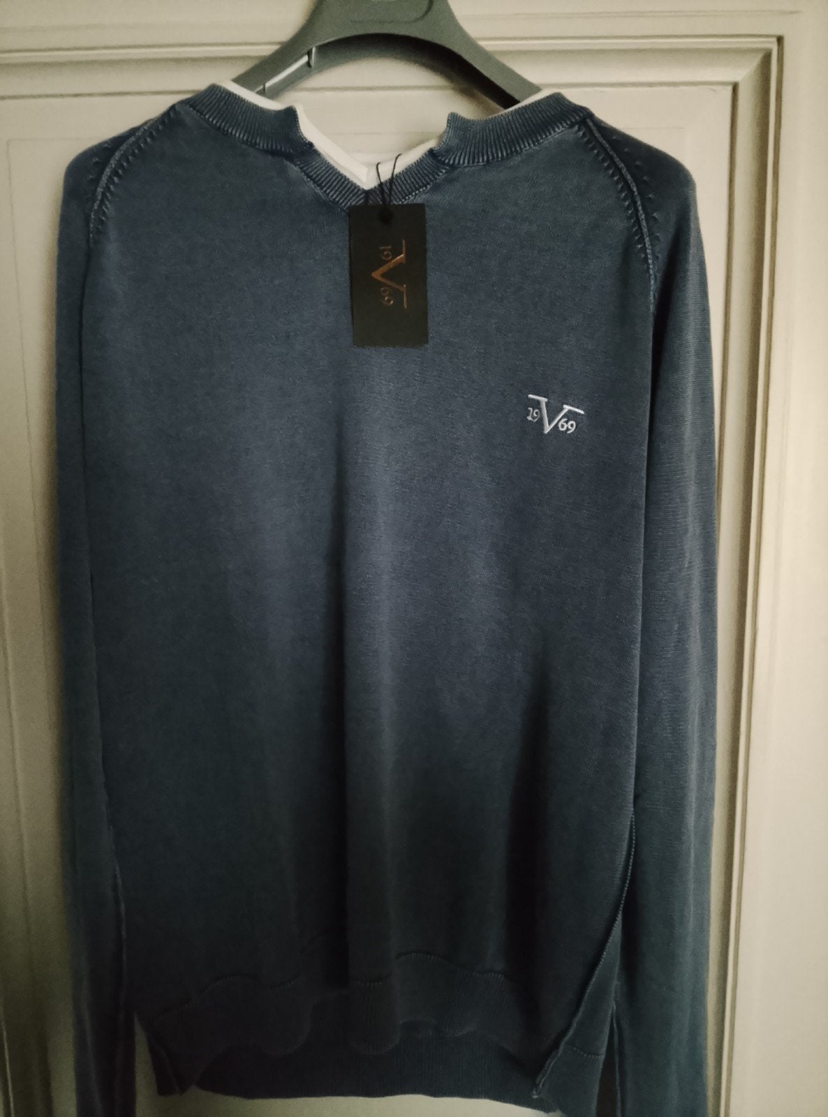 Versace 1969 - Trui in blauw met wit T-shirt, L, Maat 52/54 (L), Versace 1969, Blauw, Nieuw